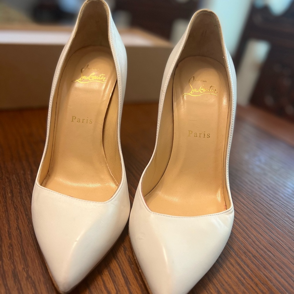 Christion Dior Louivoiton white red bottom